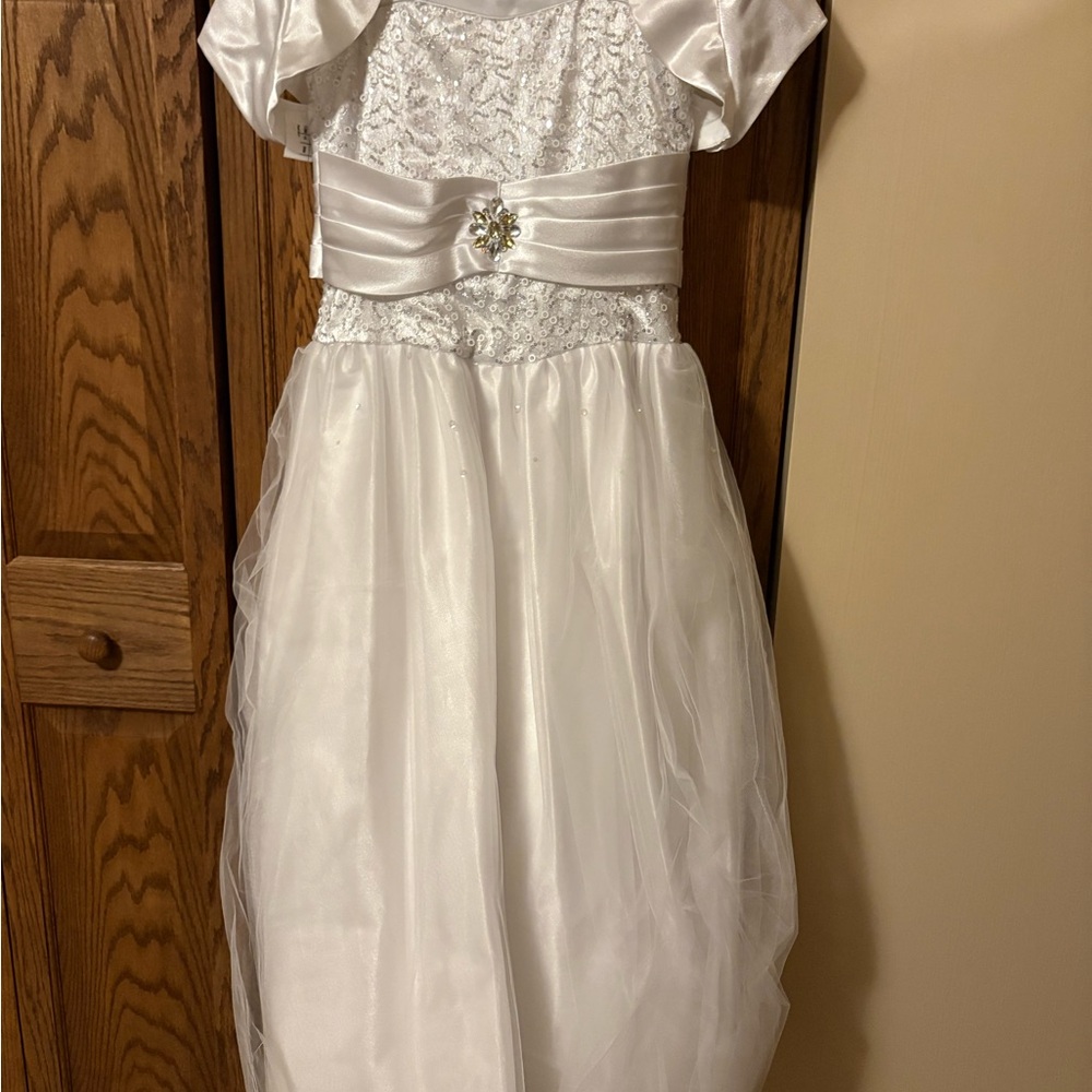 Elegant White Kids Dress with Lace and Tulle